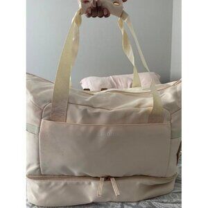 Gym Bag for Women Travel Duffel Bag with USB Charging Port